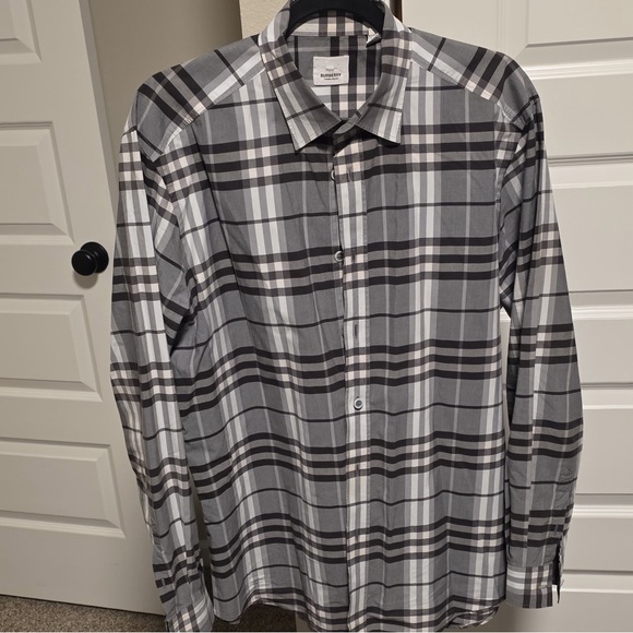 Burberry Black Gray and white Checkered XL long sleeve button up Shirt